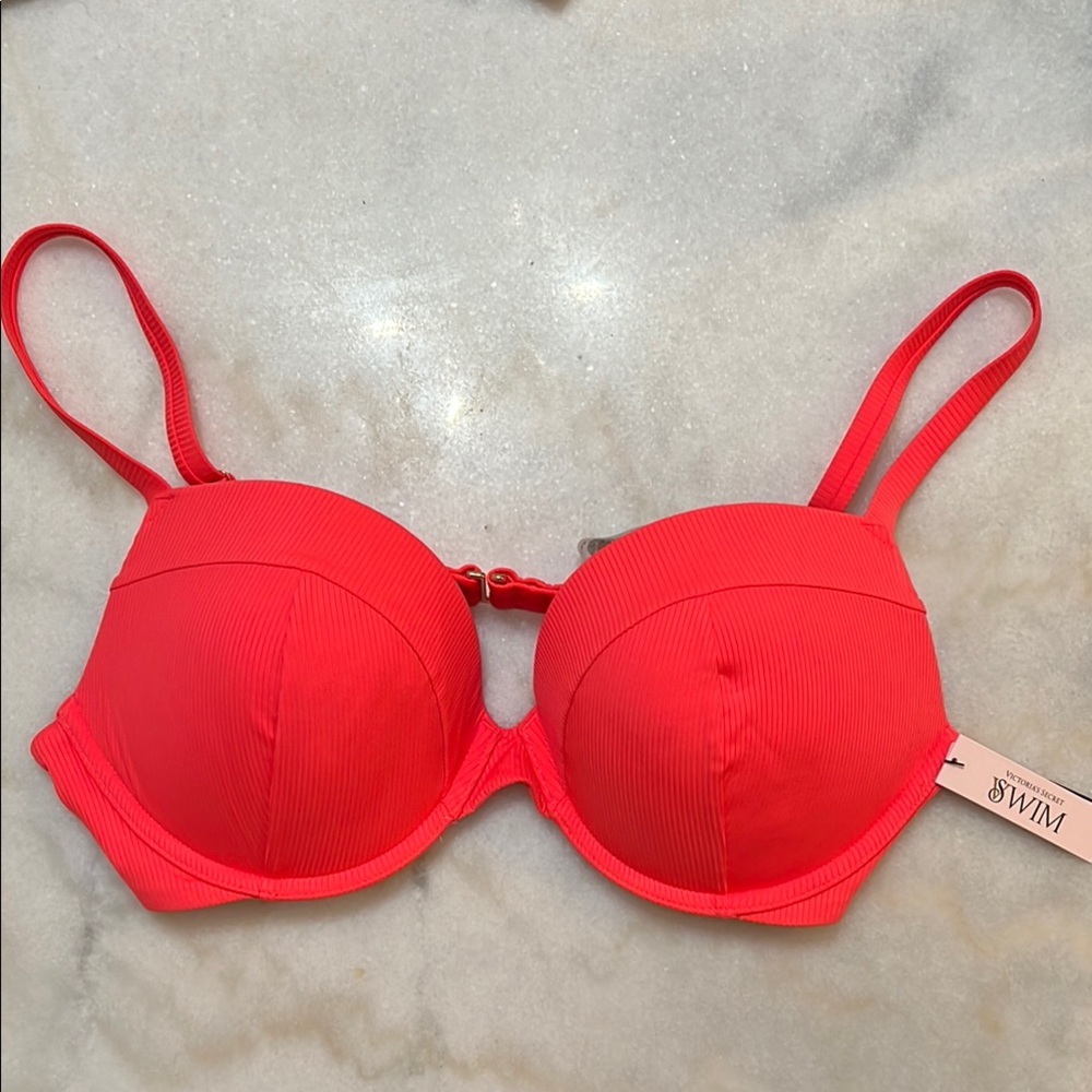 Victoria's Secret Red T-Shirt Bra with Underwire